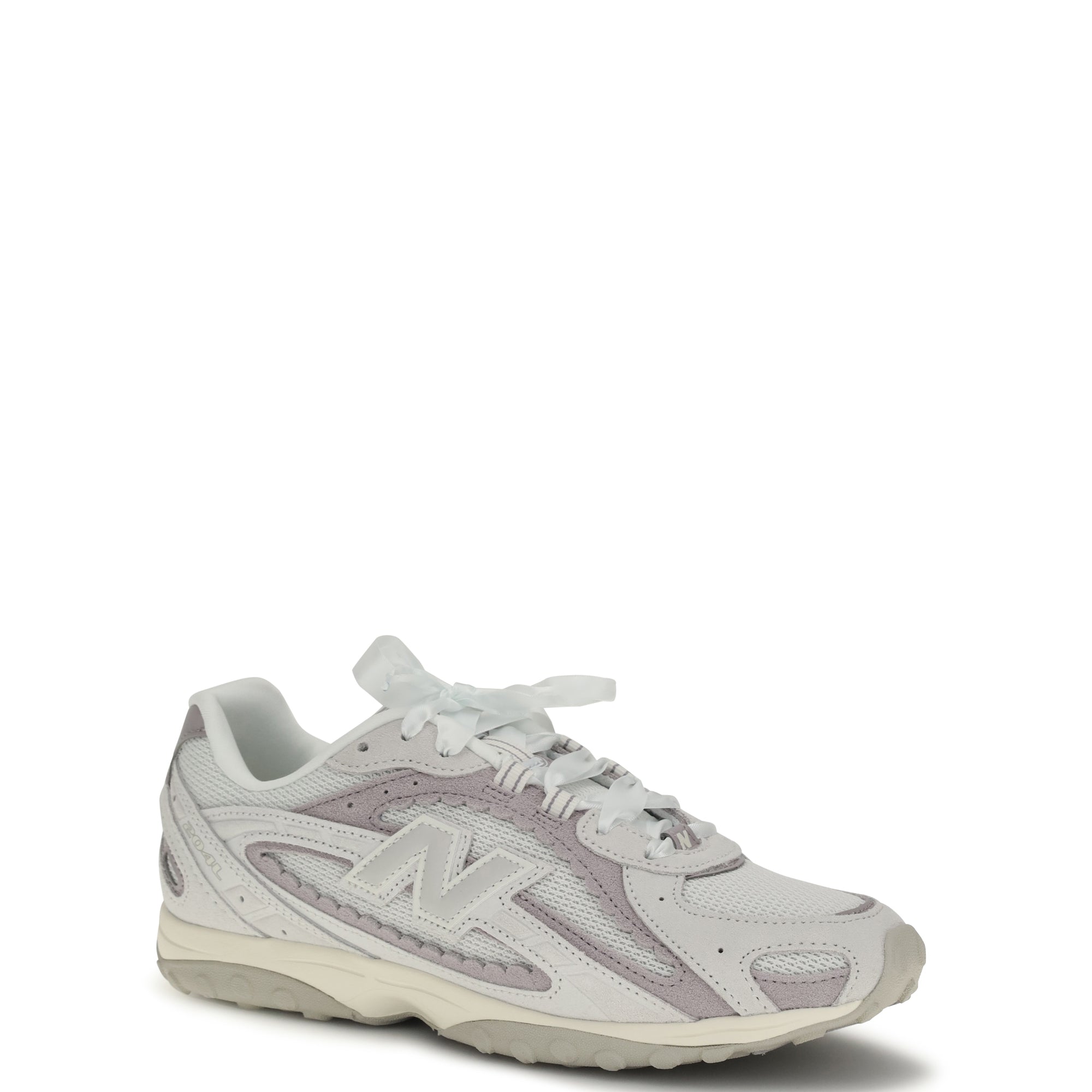 204L Sneakers