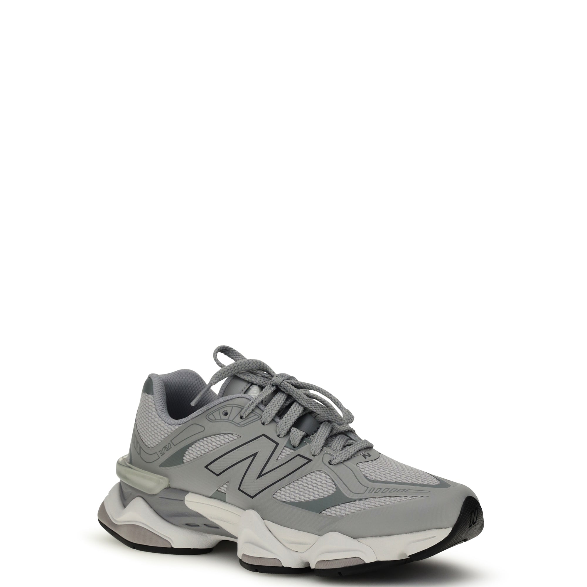 9060 Sneakers