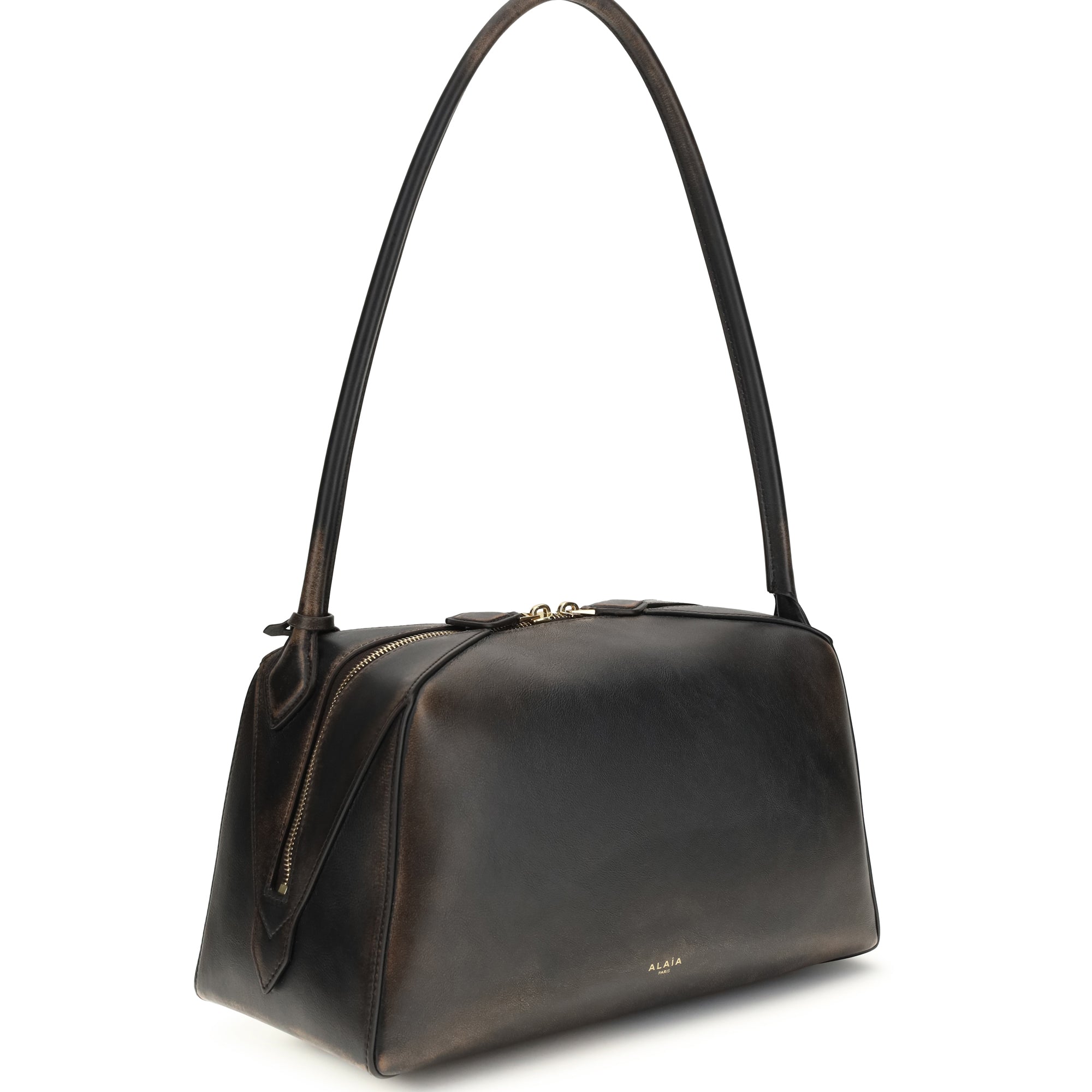 Le Bouledogue Shoulder Bag in aged leather