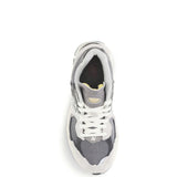 2002R Sneakers