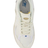 2002R Sneakers