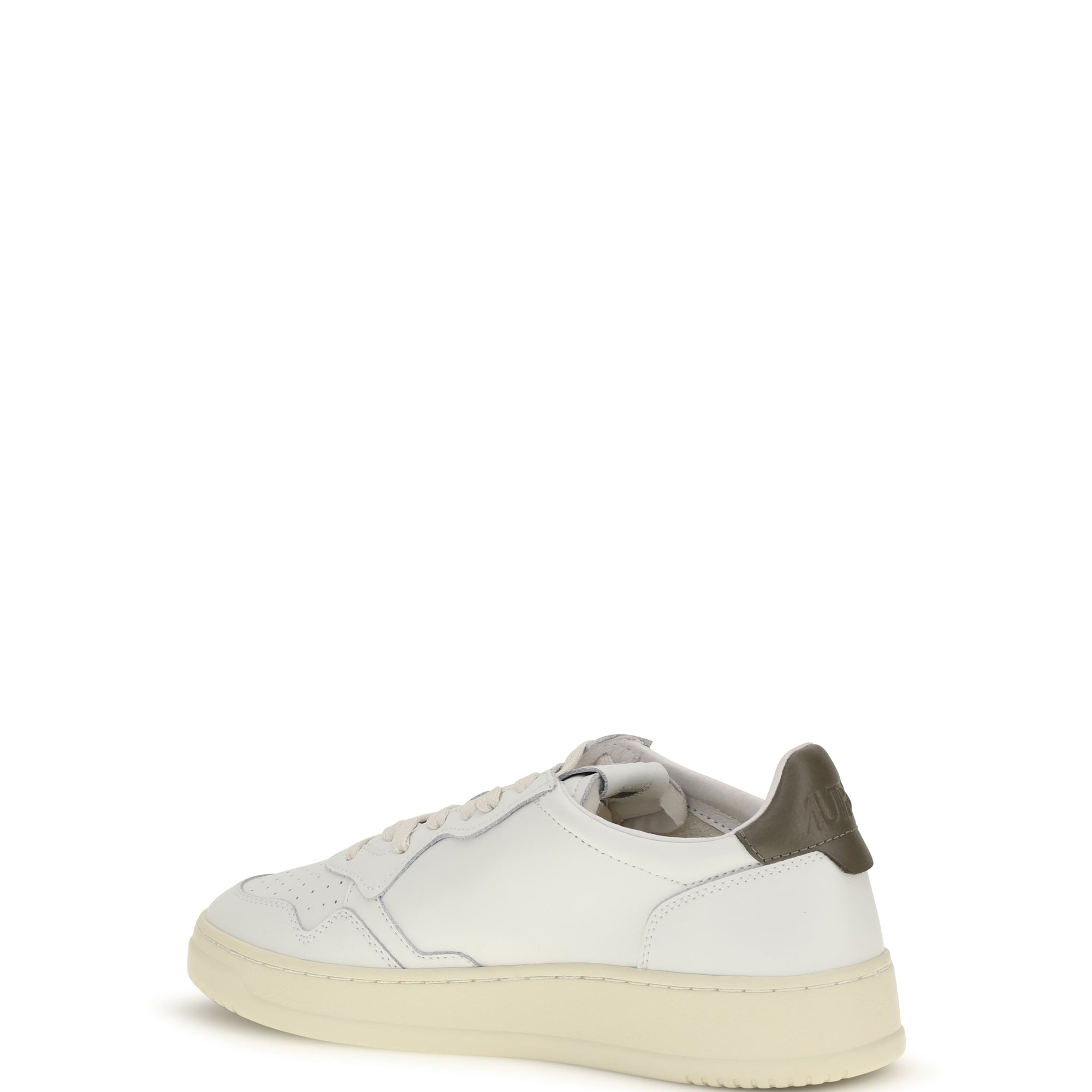 Medalist Low Sneakers