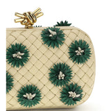 Knot Clutch