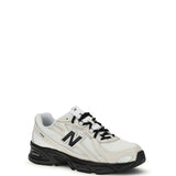 740 Sneakers
