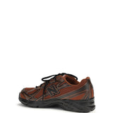 740 Sneakers