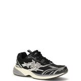 M Tech logo Sneakers