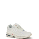 2002R Sneakers