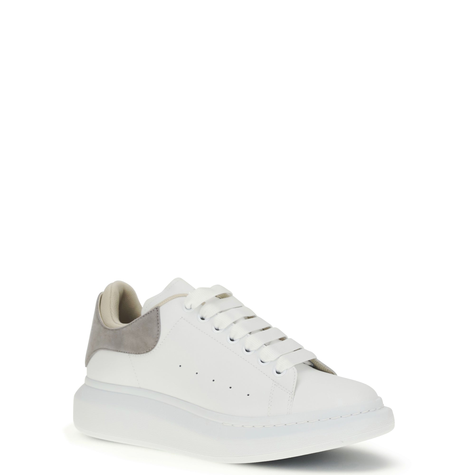 Oversized Sneakers with suede heel tab