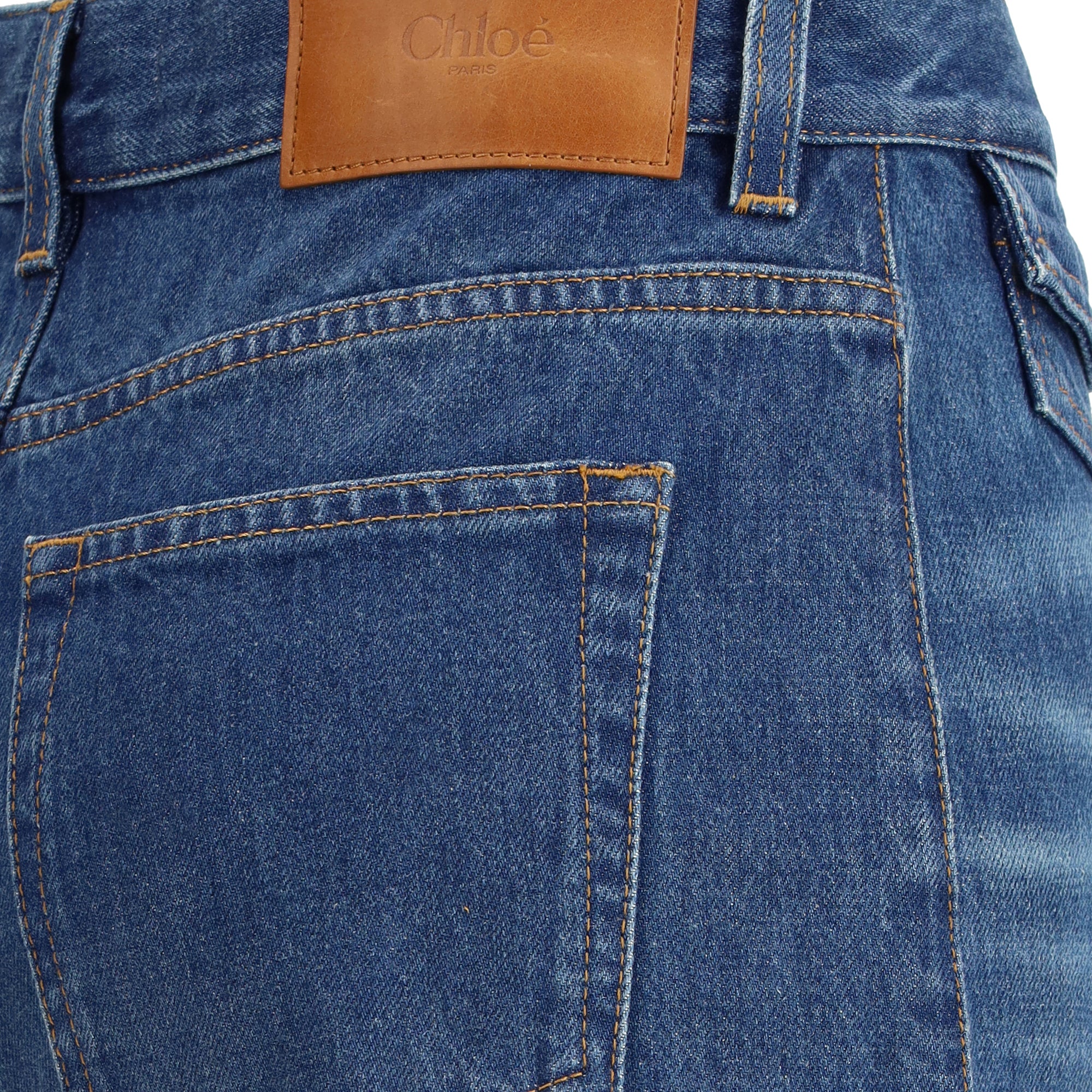 Jeans with mini pockets
