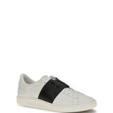Open Sneakers