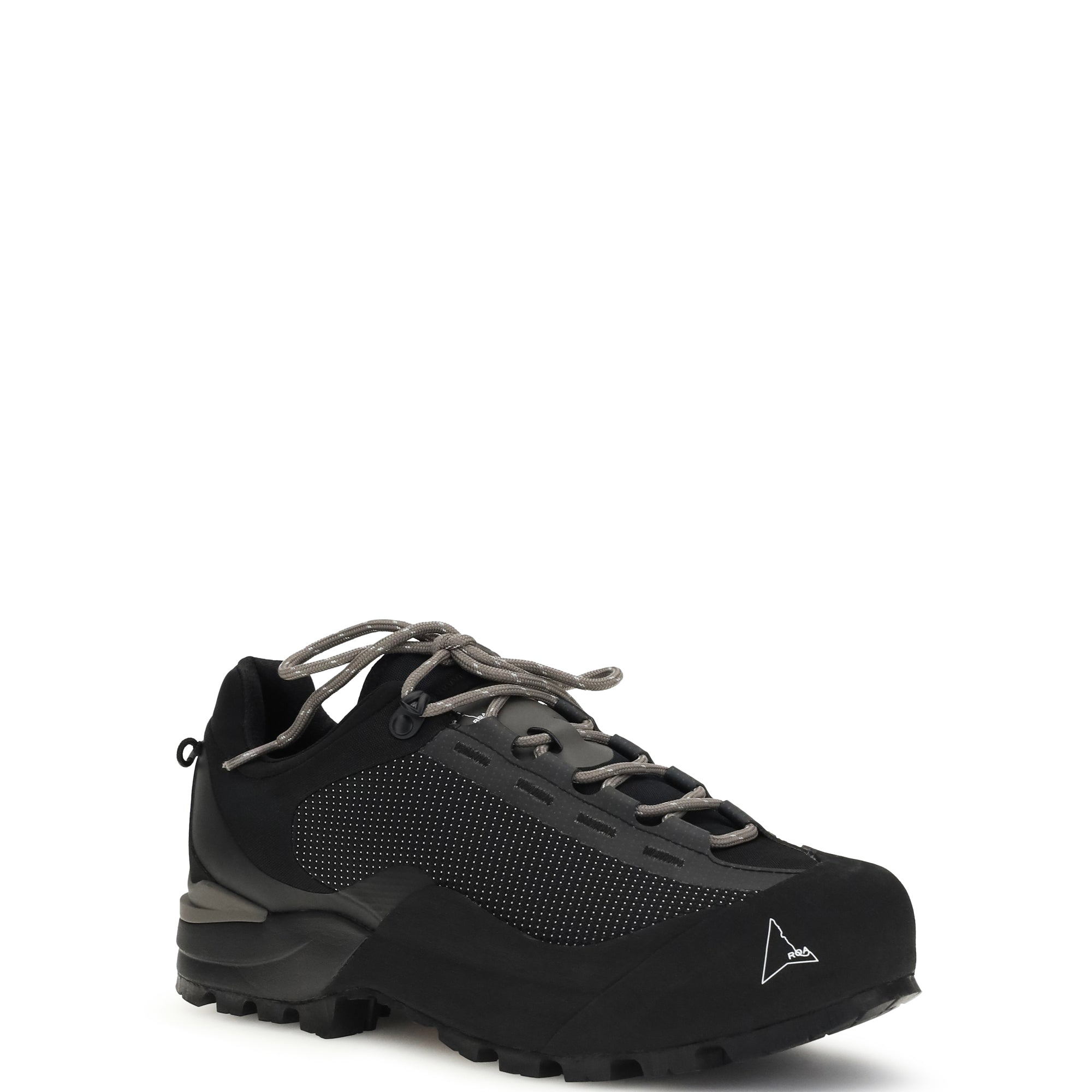 Hida Sneakers