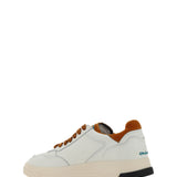 Tweener Sneakers
